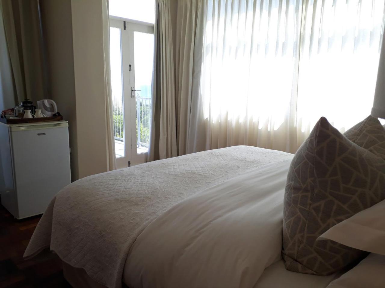 Hermanus Beach Villa Экстерьер фото