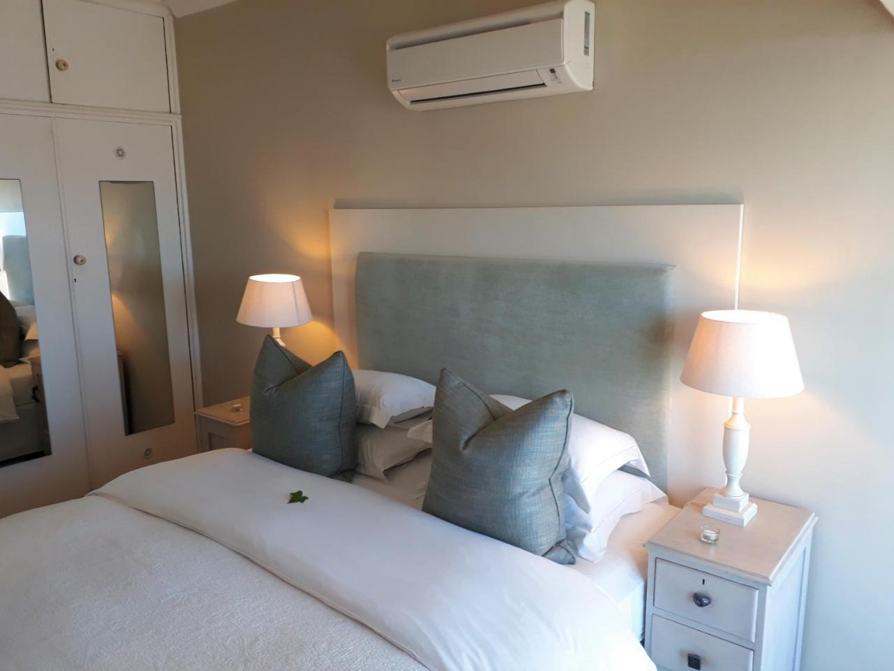 Hermanus Beach Villa Экстерьер фото